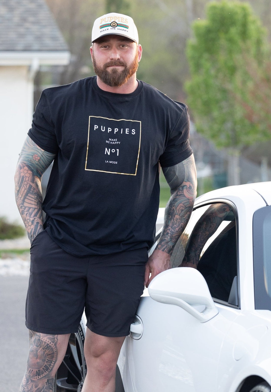 La Mode | Foil Uni - Sex Crewneck Tee - Puppies Make Me Happy