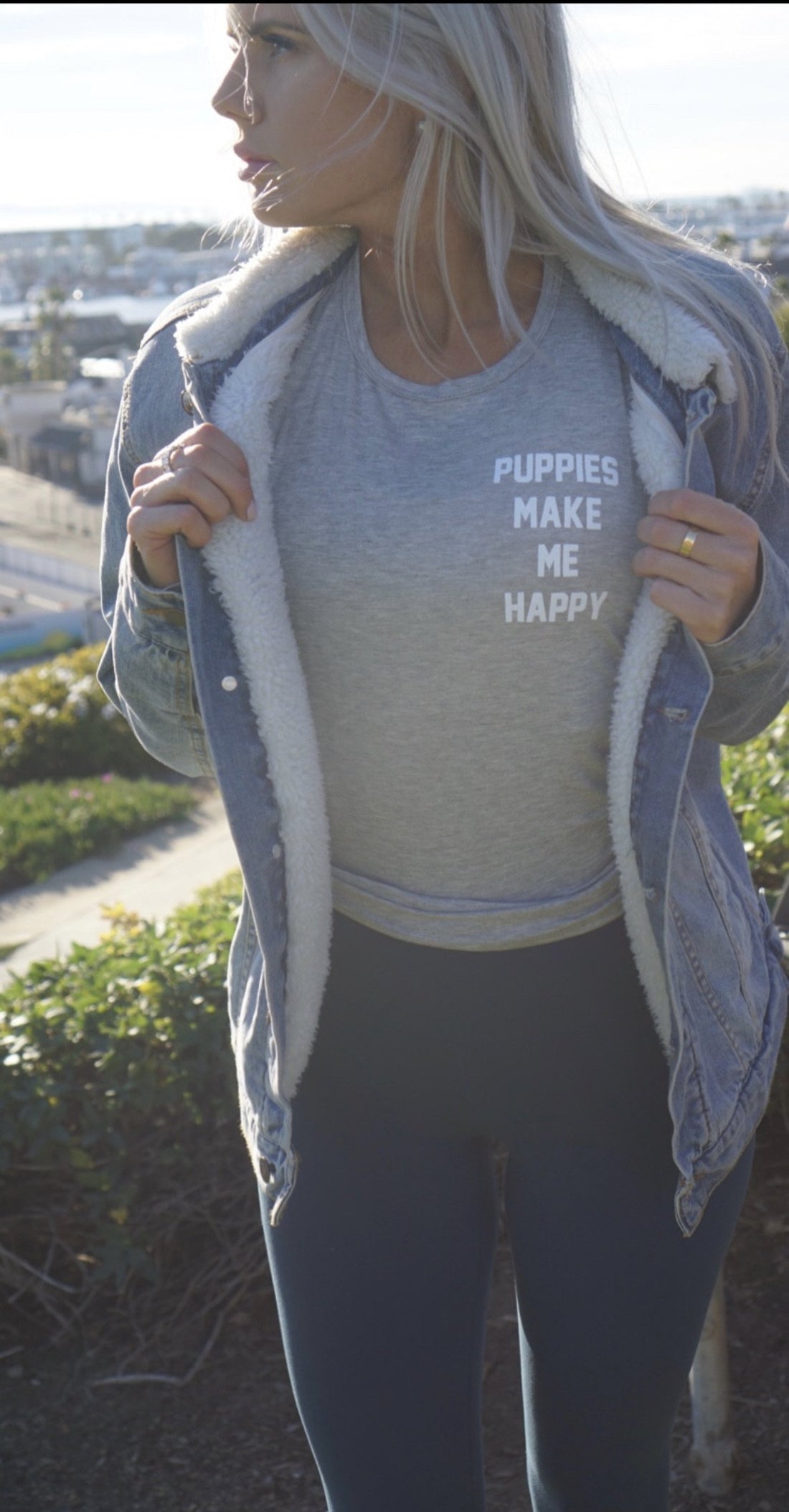 The Motto | Women's Sleeveless - Puppies Make Me Happy