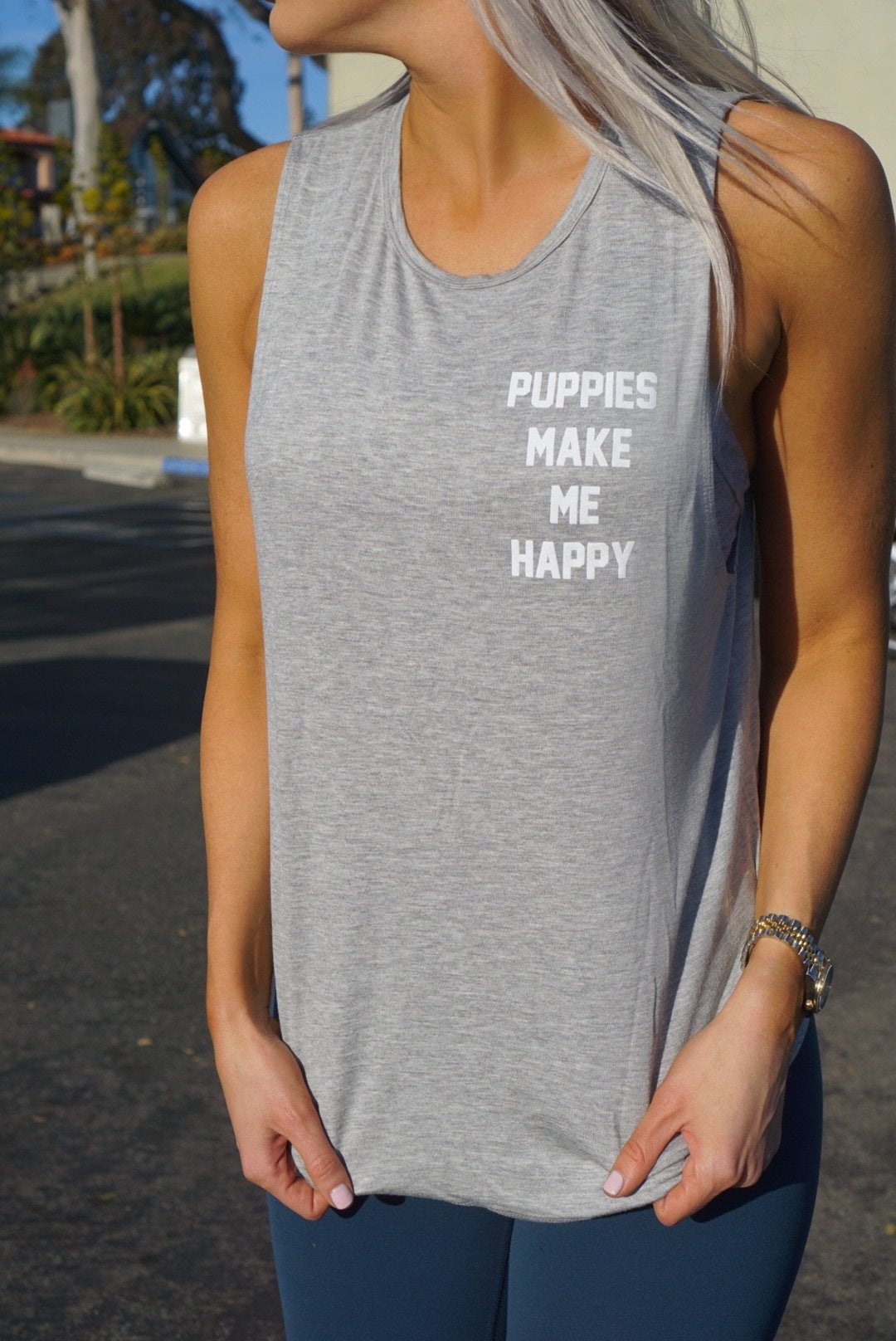 The Motto | Women's Sleeveless - Puppies Make Me Happy